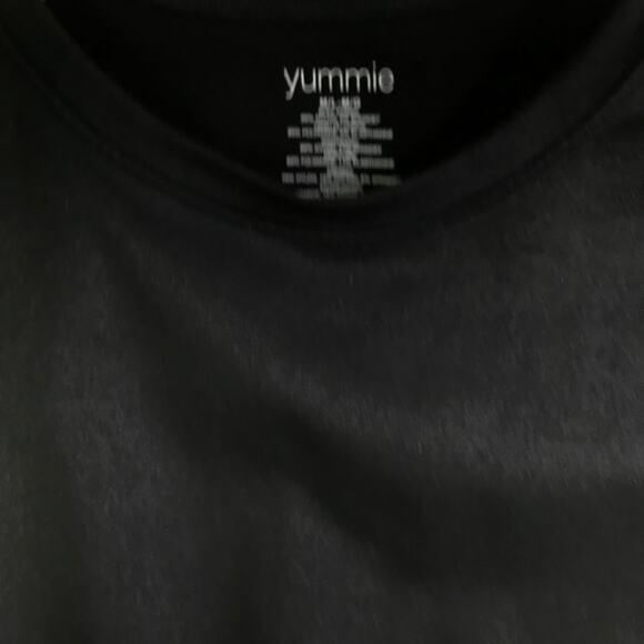 Yummie Shaping Bodysuit Womens Sz M/L Black Short Sleeves Crew Neck Snap Button - Picture 2 of 7